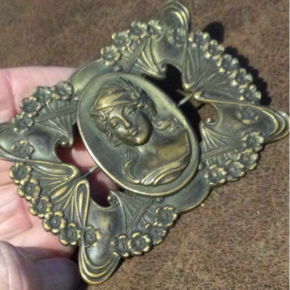 Unique Vintage Rectangular Brooch - image 1